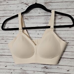 Elegant Cream Wireless Bra